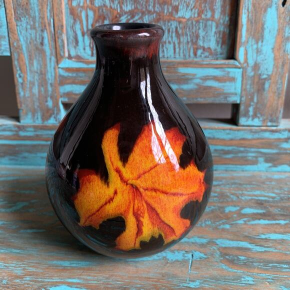Poole England Pottery Vase 5” Dark Brown Forest Flame Orange Leaves Hand Painted - Picture 6 of 6